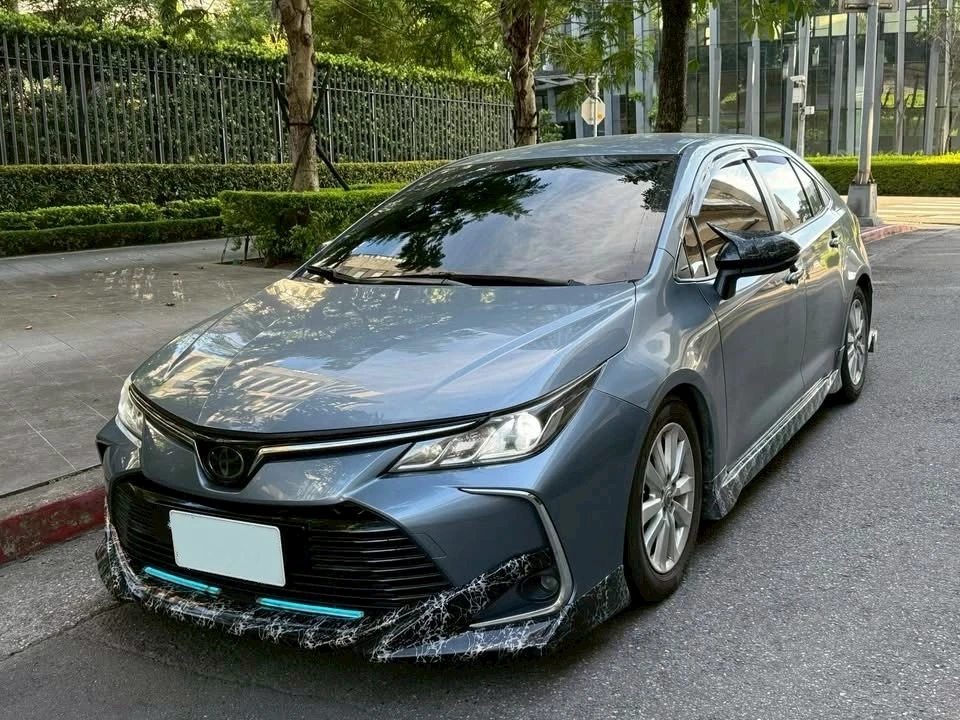 Toyota Altis 