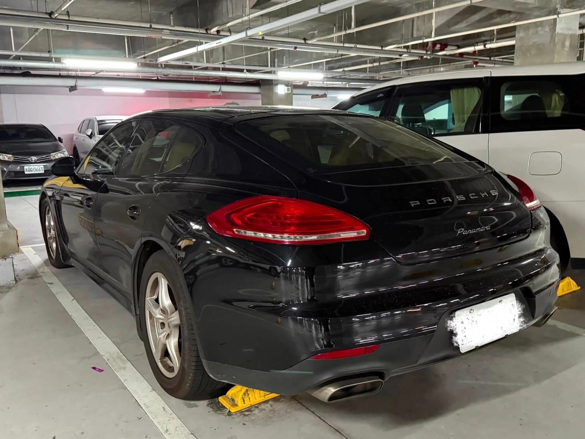 Porsche Panamera 