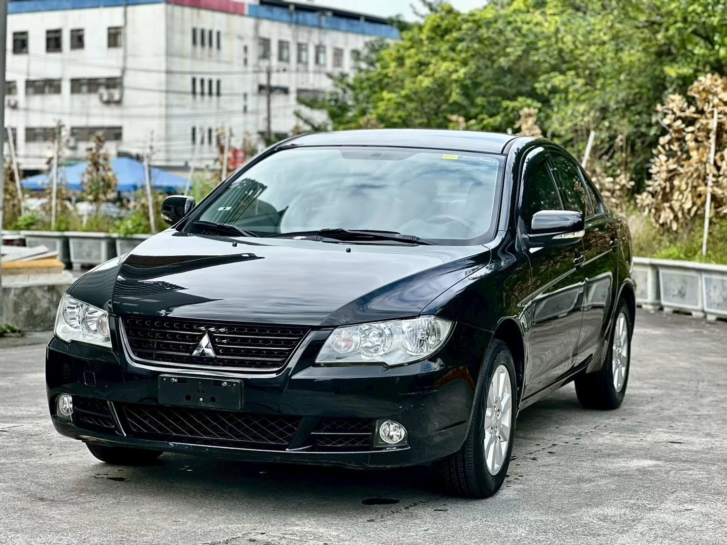 Mitsubishi Fortis