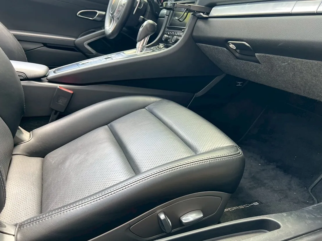 911 Carrera 4 Cabriolet