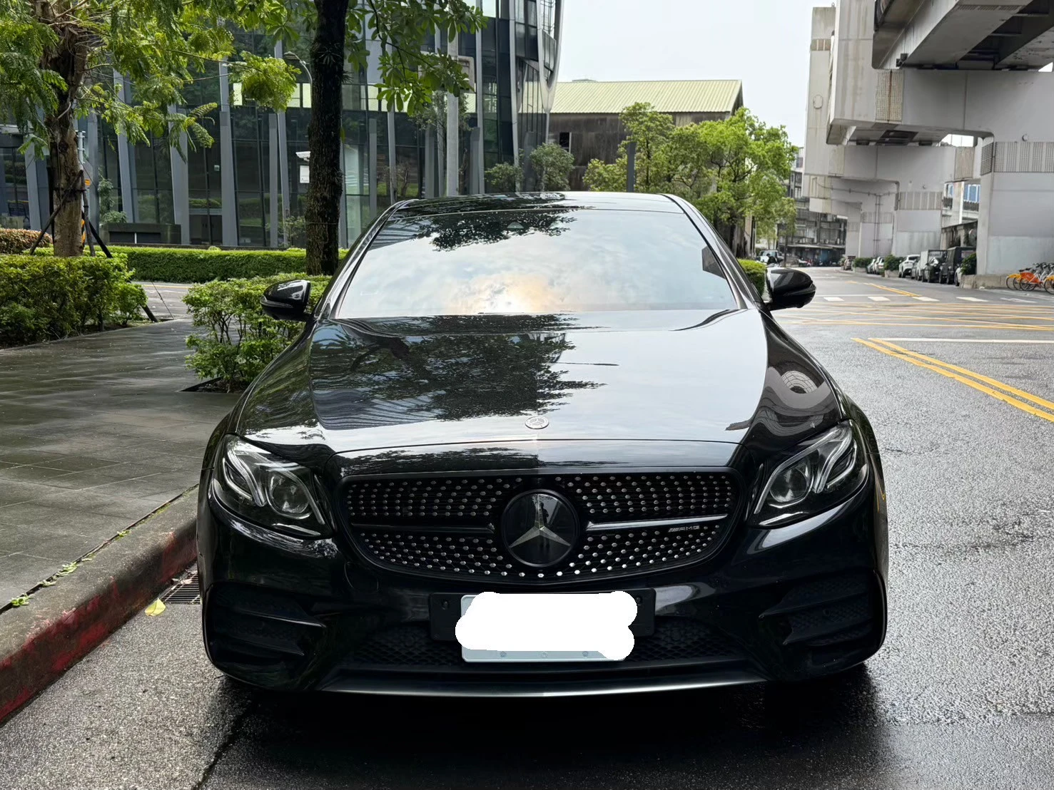 Mercedes-Benz E43 