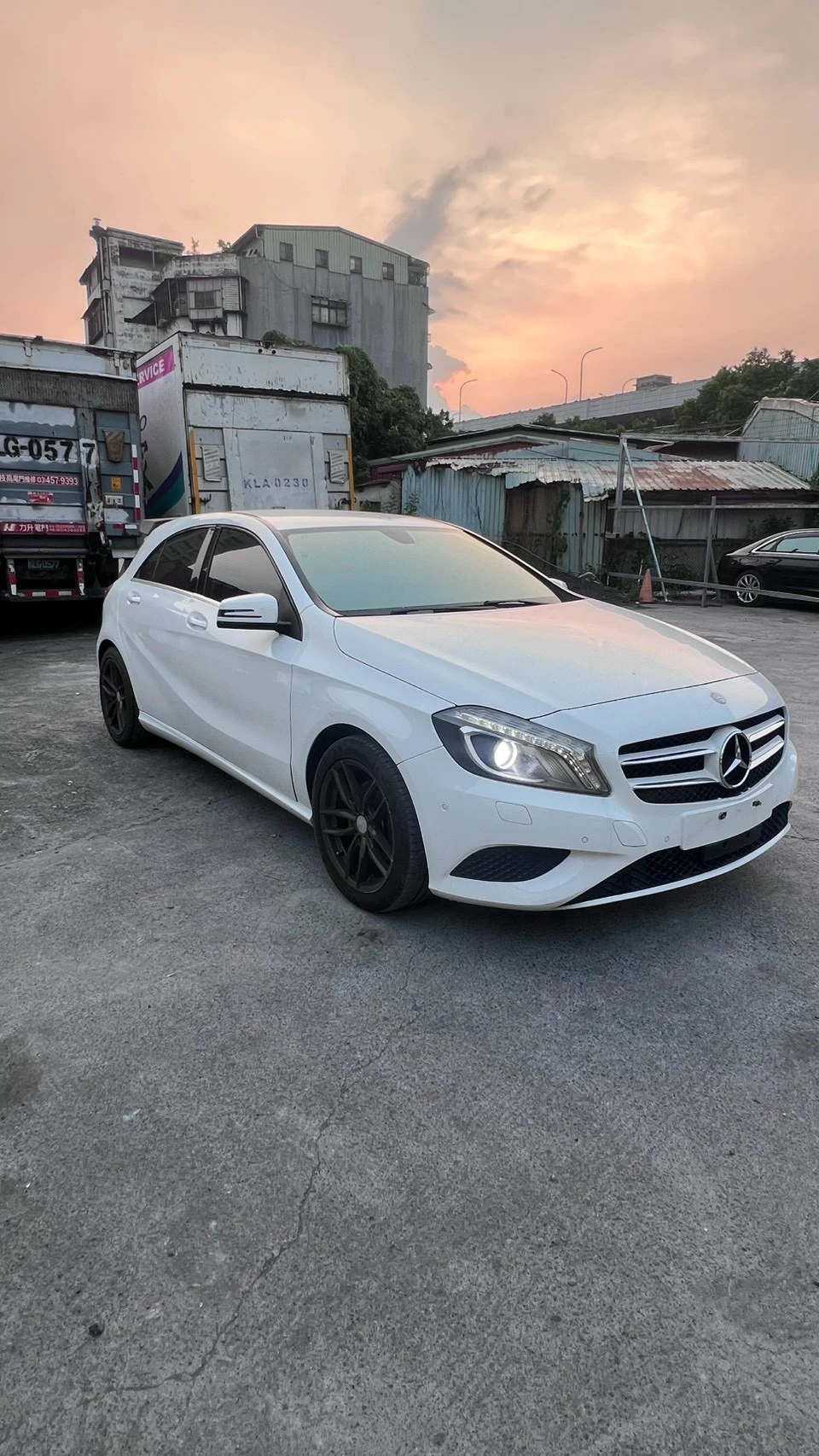 Mercedes-Benz A180