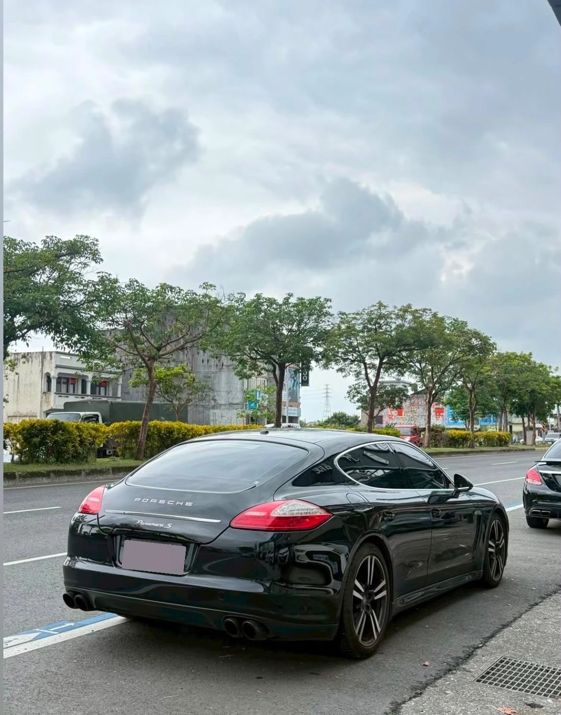 Porsche Panamera S