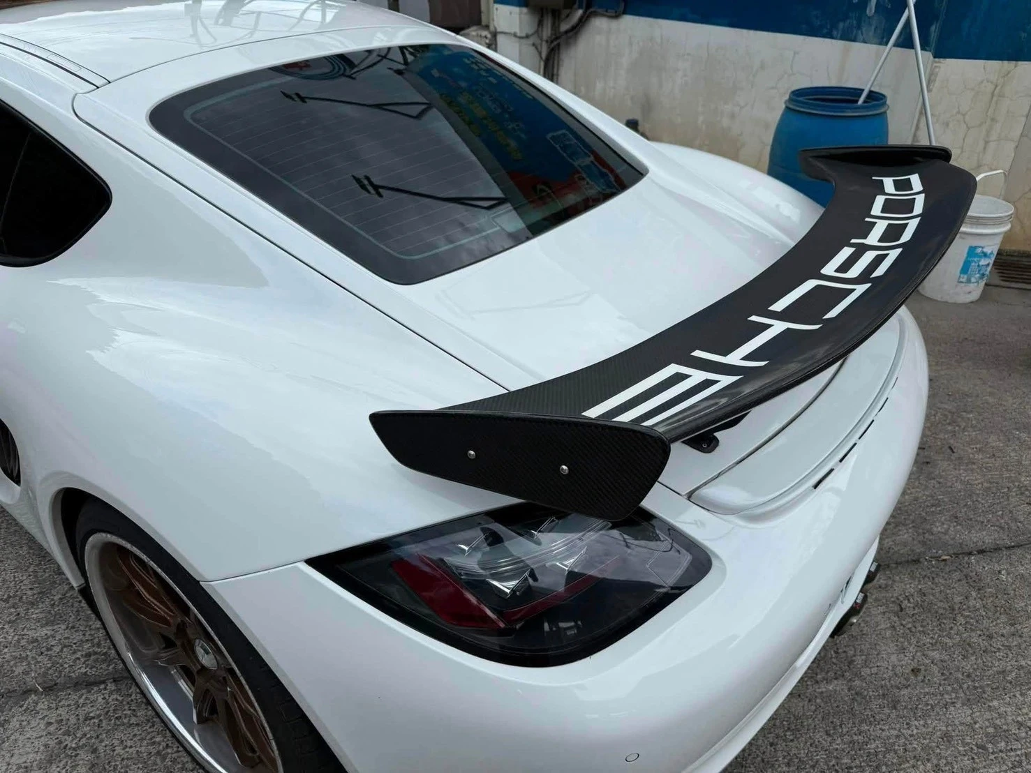 Porsche Cayman
