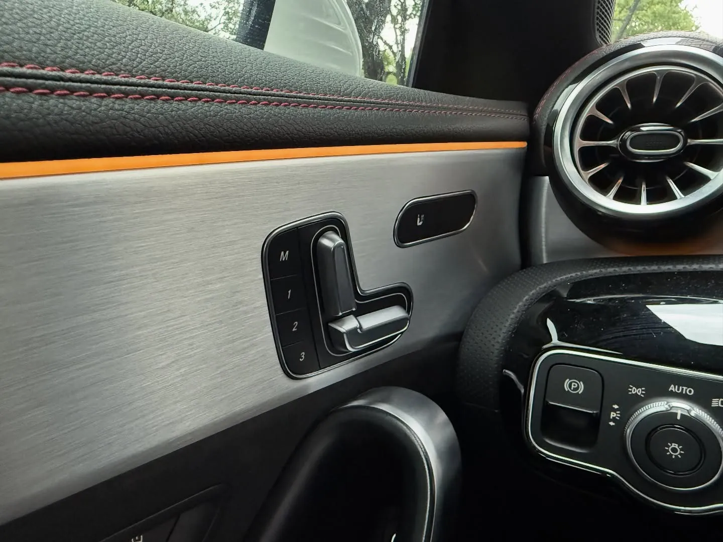 BENZ CLA250 AMG 4MATIC