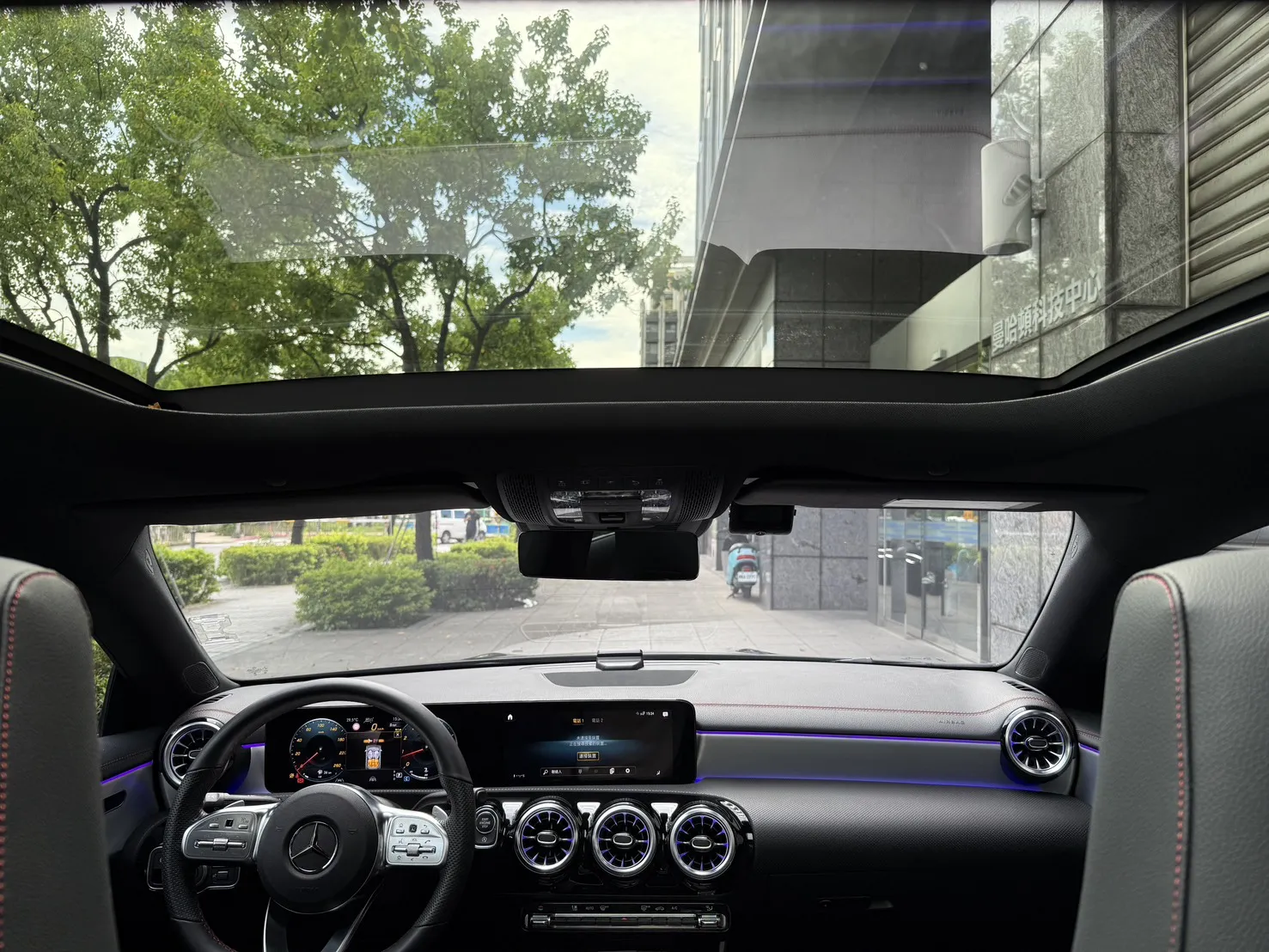 BENZ CLA250 AMG 4MATIC