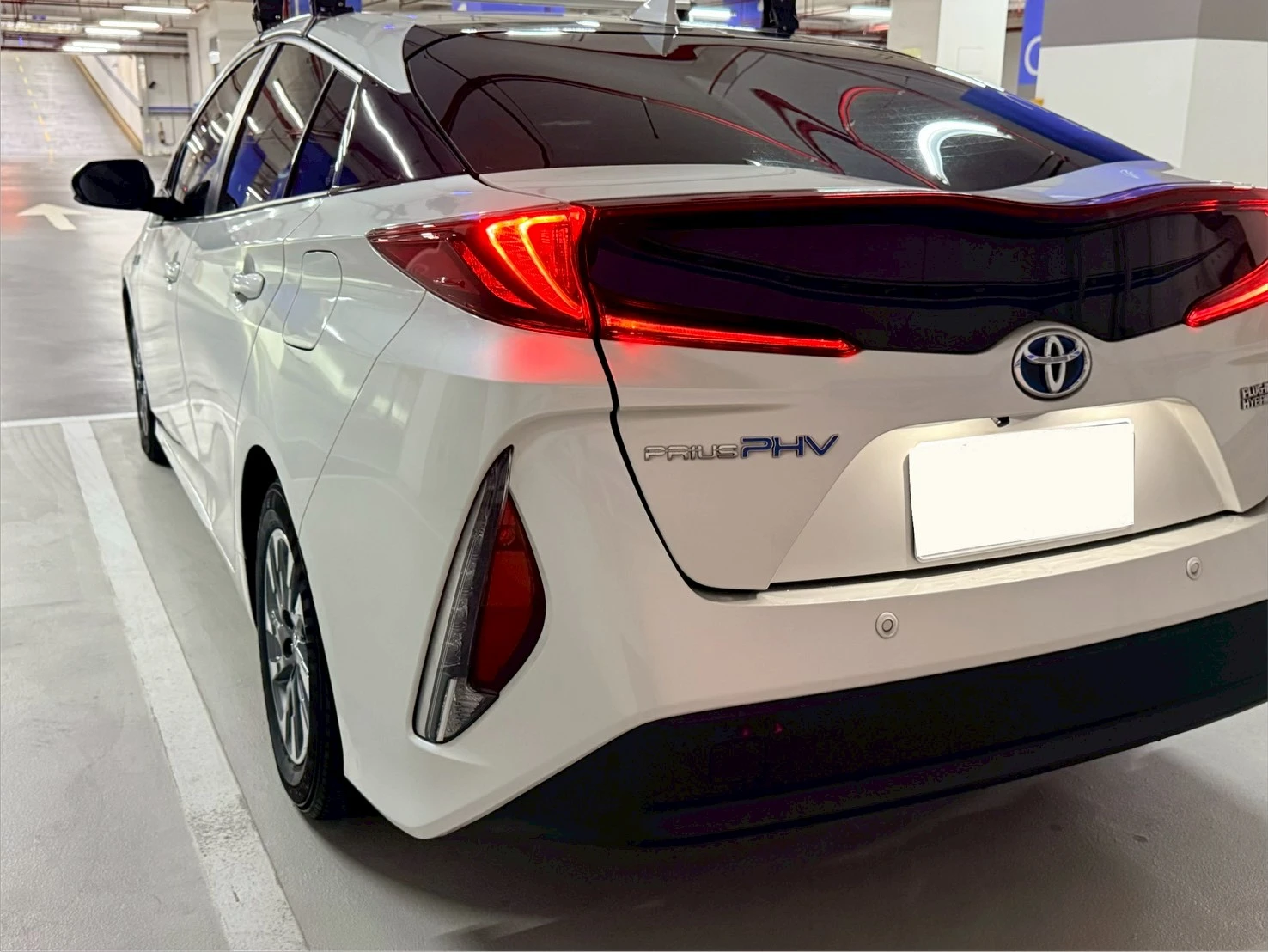 Toyota Prius PHV 