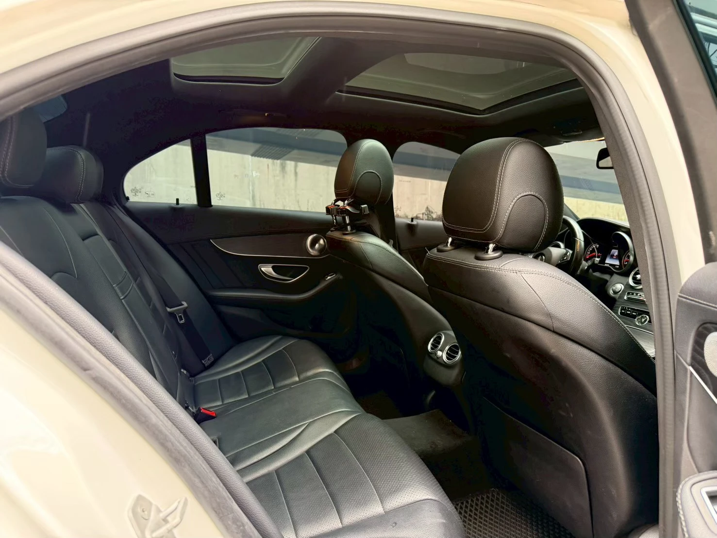 Mercedes-Benz C300 AMG