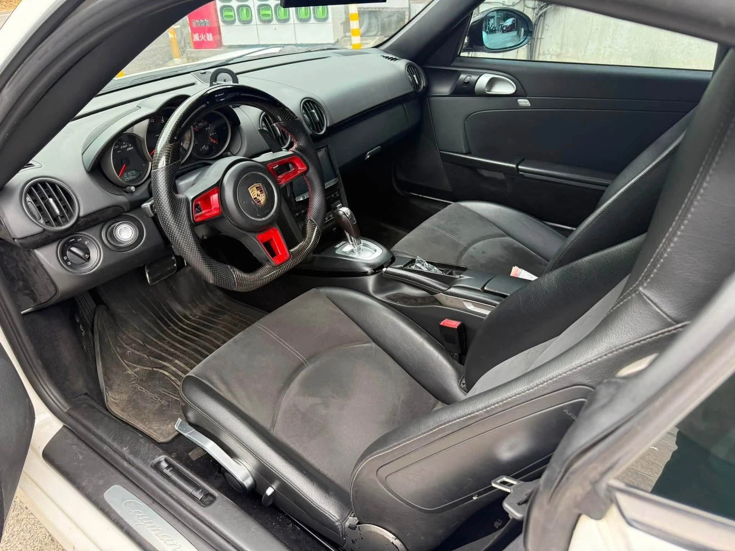 Porsche Cayman