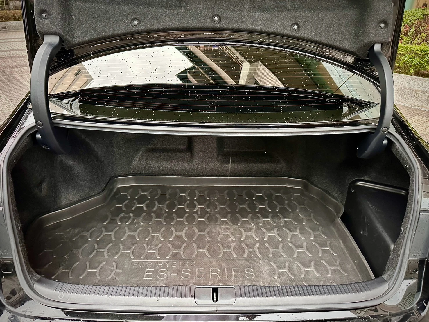 Lexus ES300h