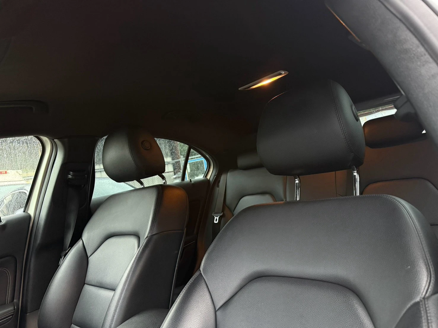 Mercedes-Benz A250