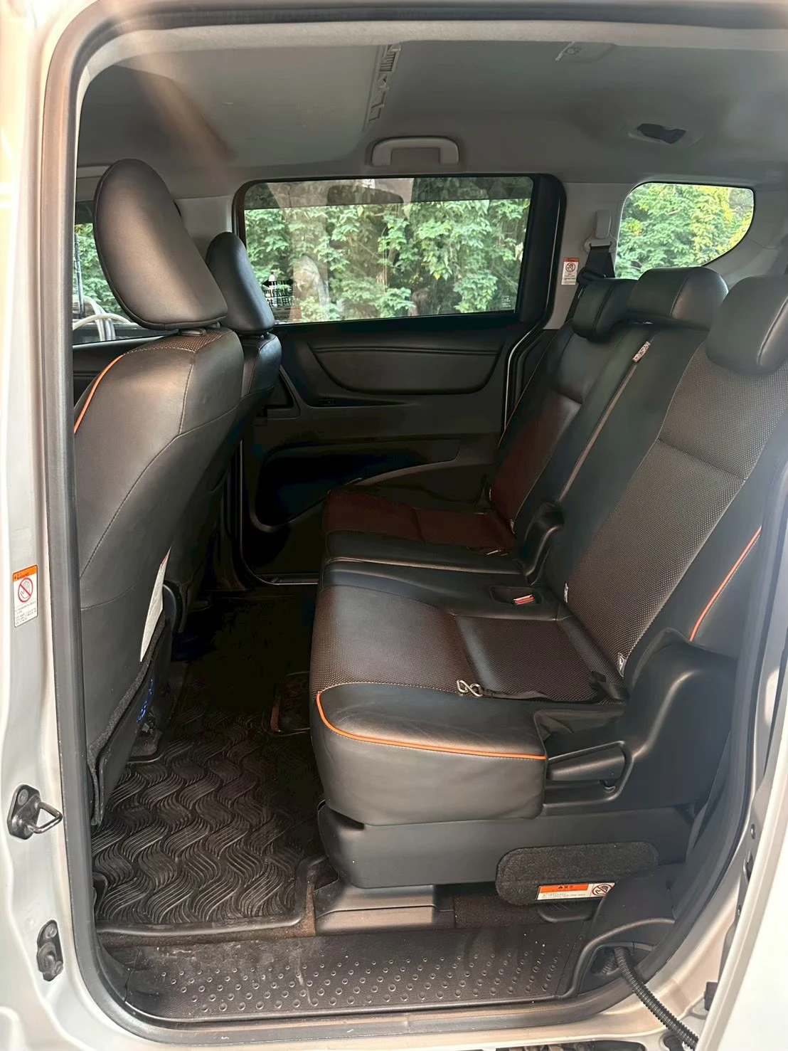 Toyota  Sienta 7人座