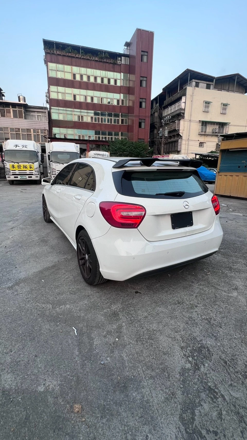 Mercedes-Benz A180