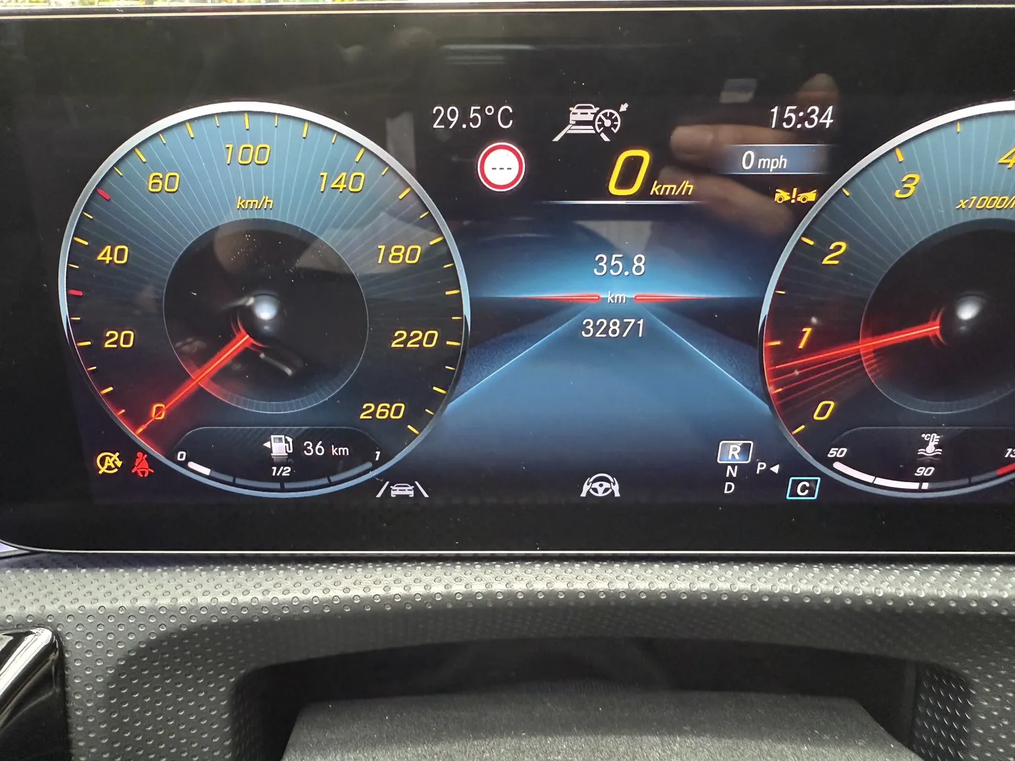 BENZ CLA250 AMG 4MATIC