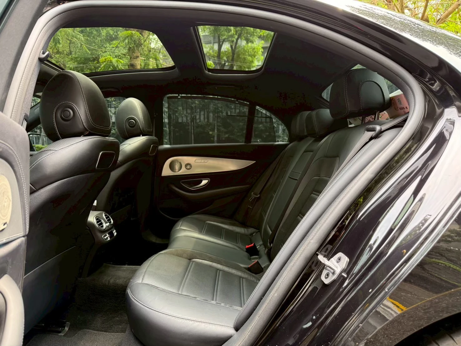 Mercedes-Benz E43 