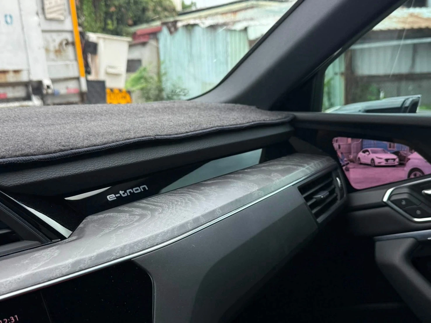 Audi e-tron