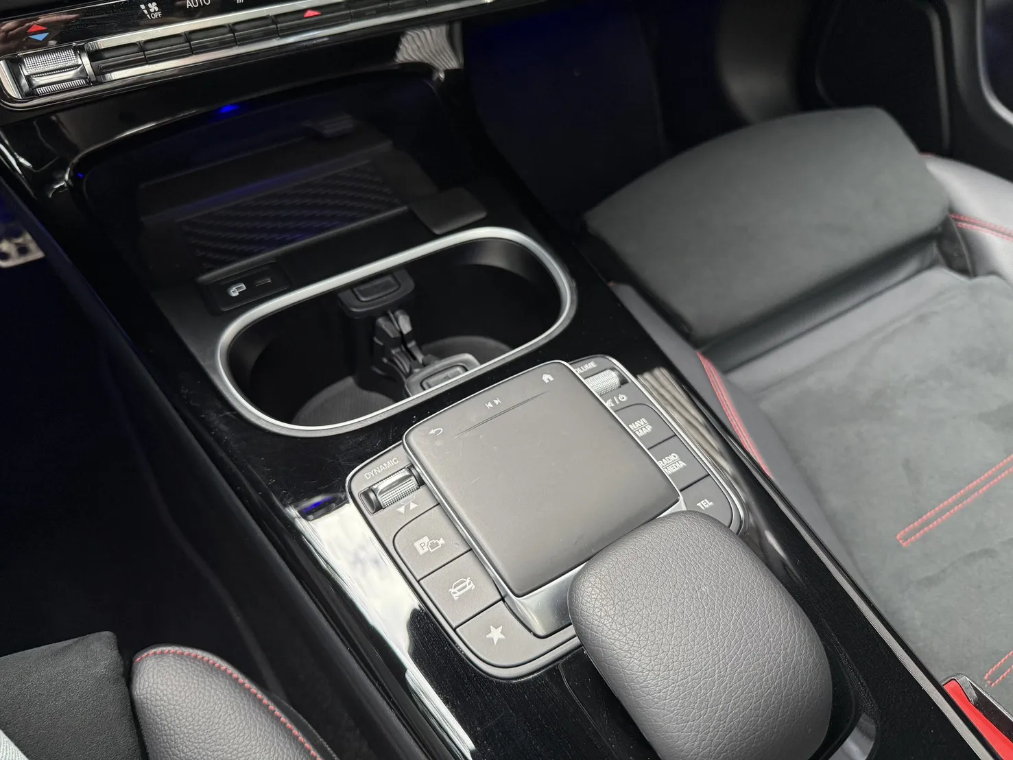 BENZ CLA250 AMG 4MATIC