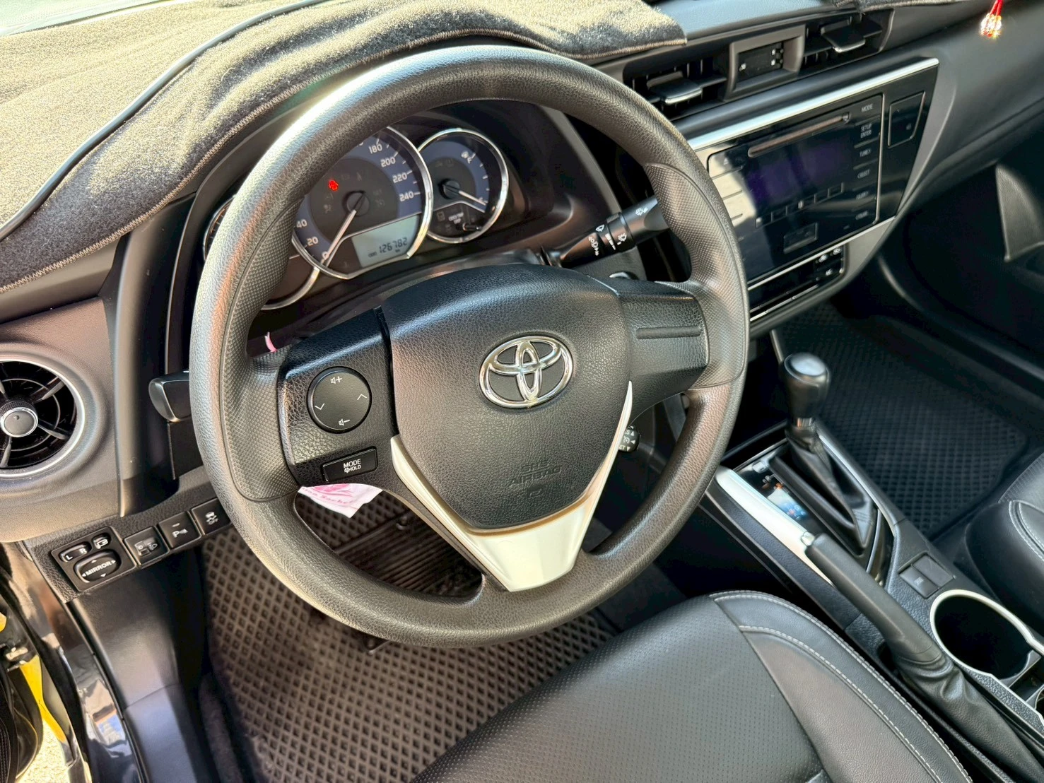 Toyota Altis 