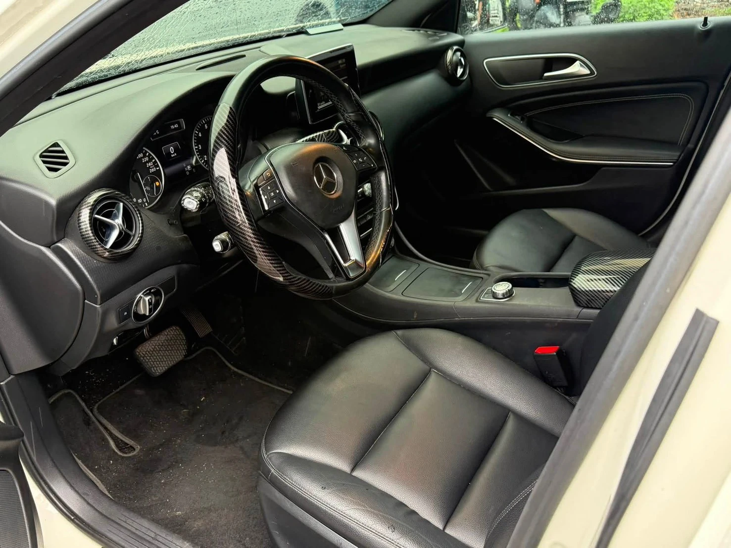 Mercedes-Benz A180