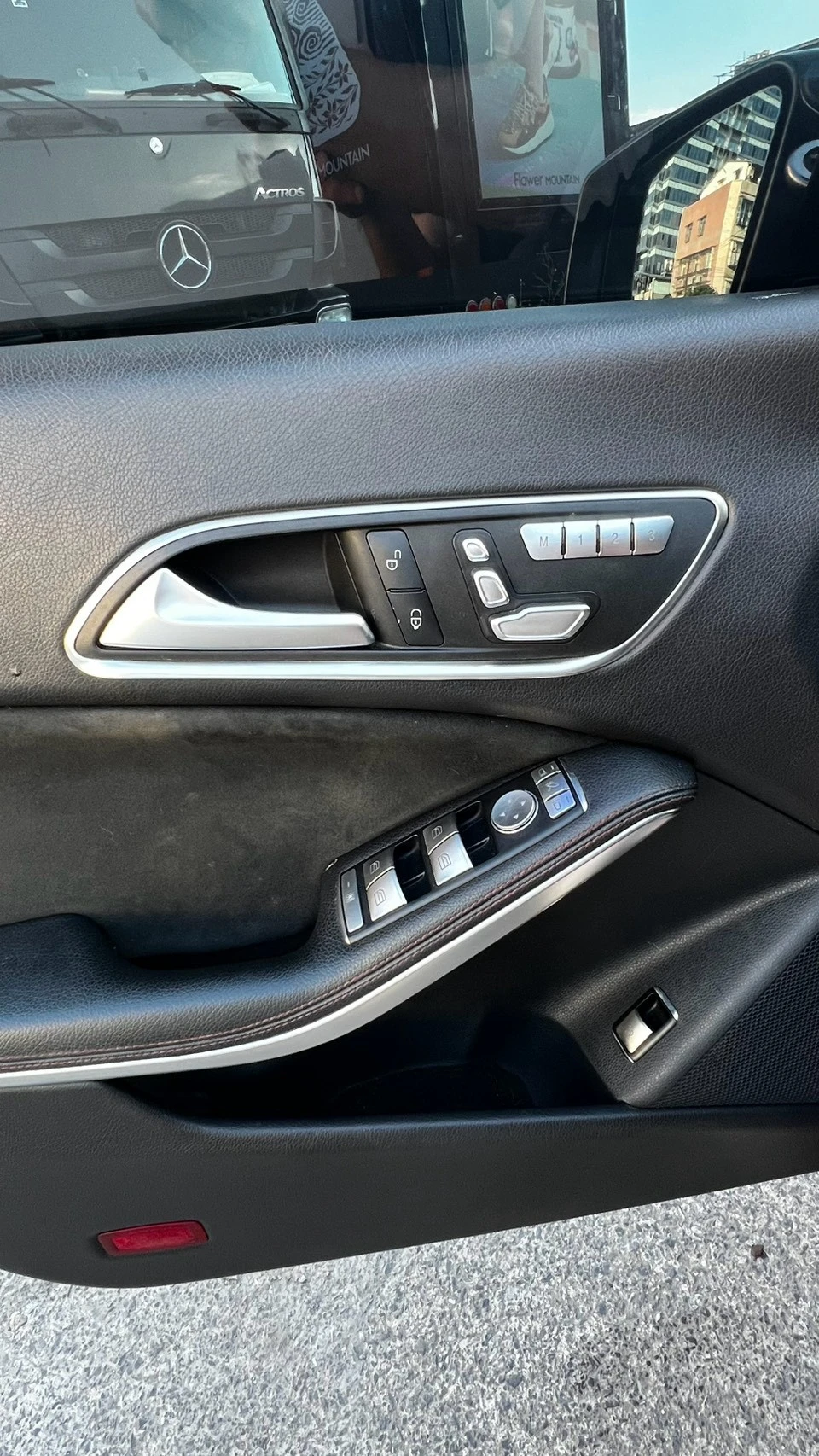 Mercedes-Benz CLA250 AMG