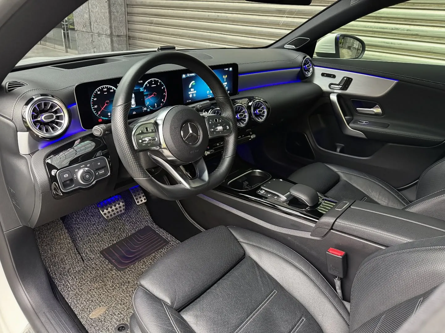 BENZ CLA250 AMG 4MATIC