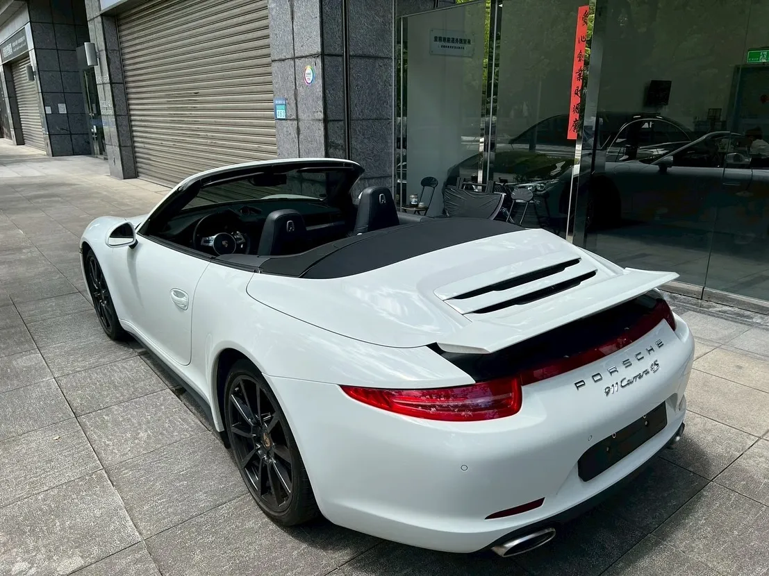 911 Carrera 4 Cabriolet