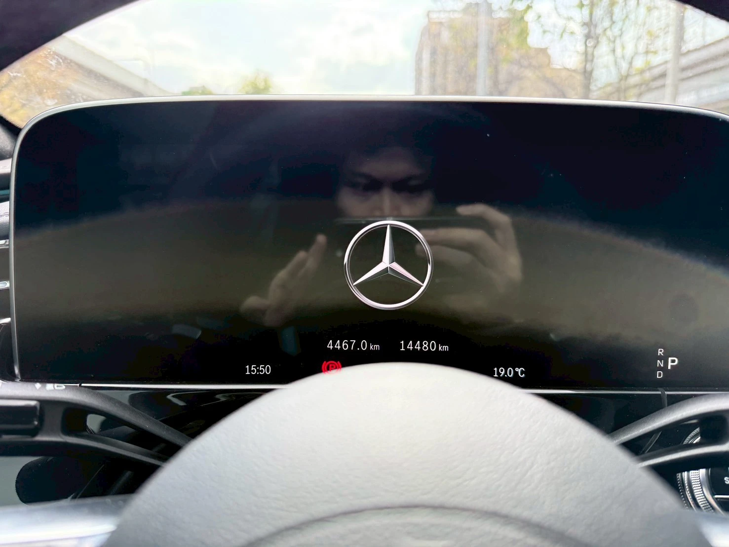 Mercedes-Benz E300 AMG 4MATIC  