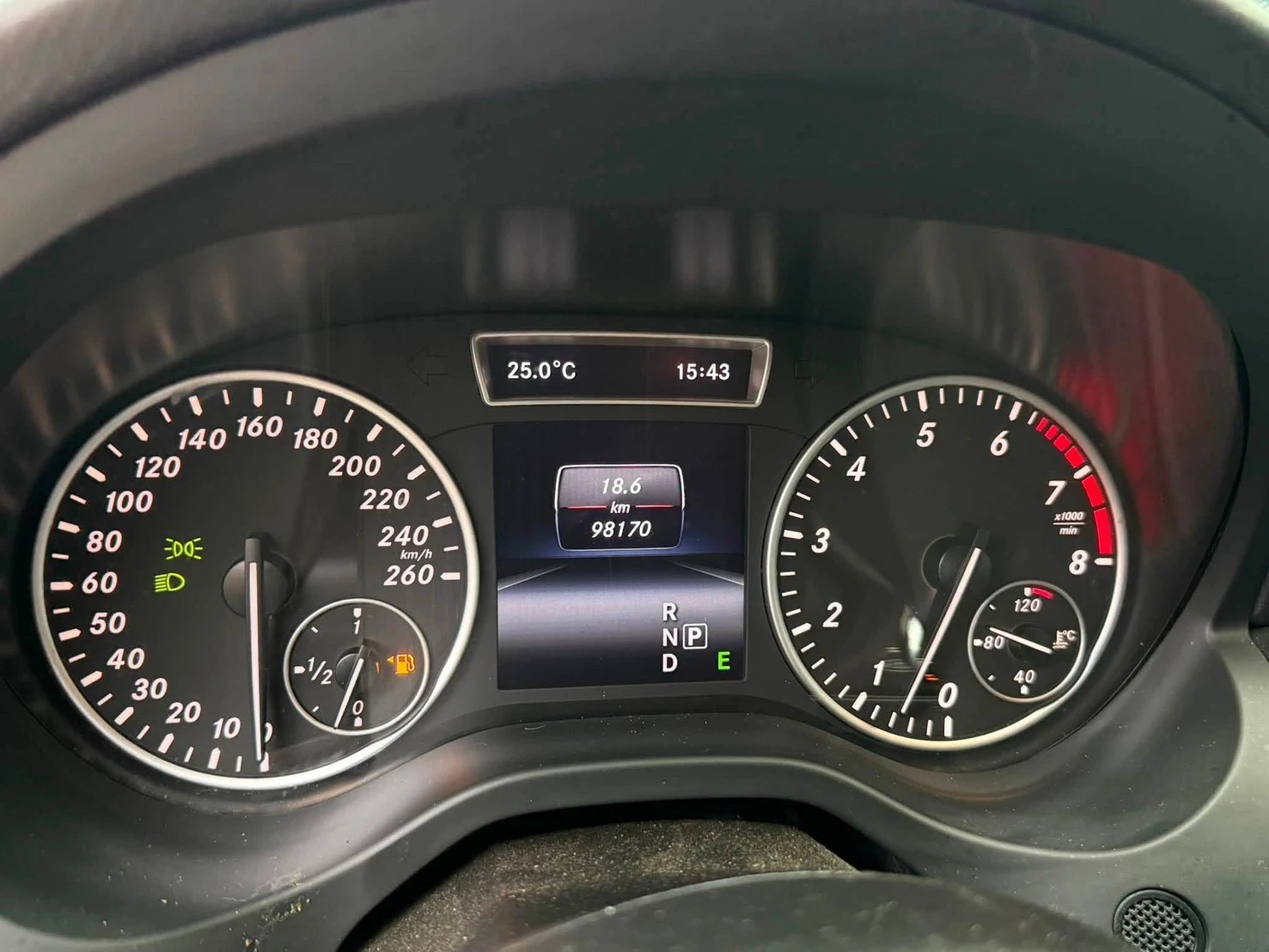 Mercedes-Benz A180