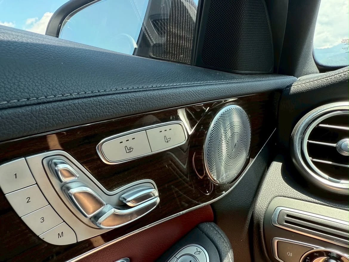 Mercedes-Benz C300