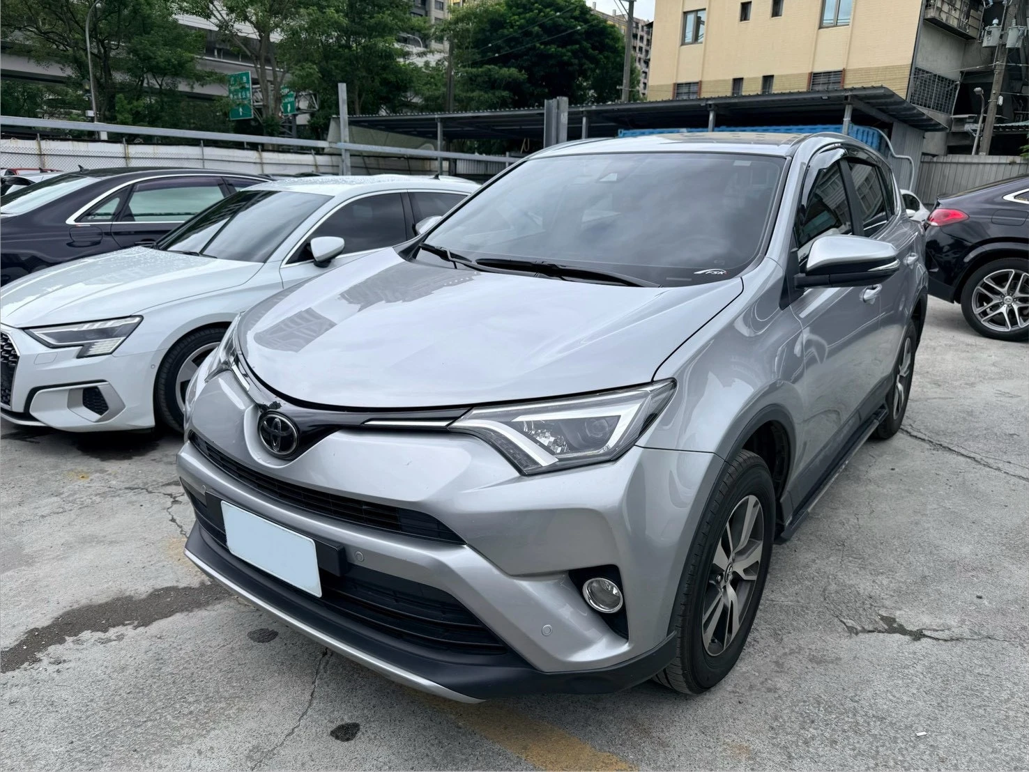 Toyota RAV