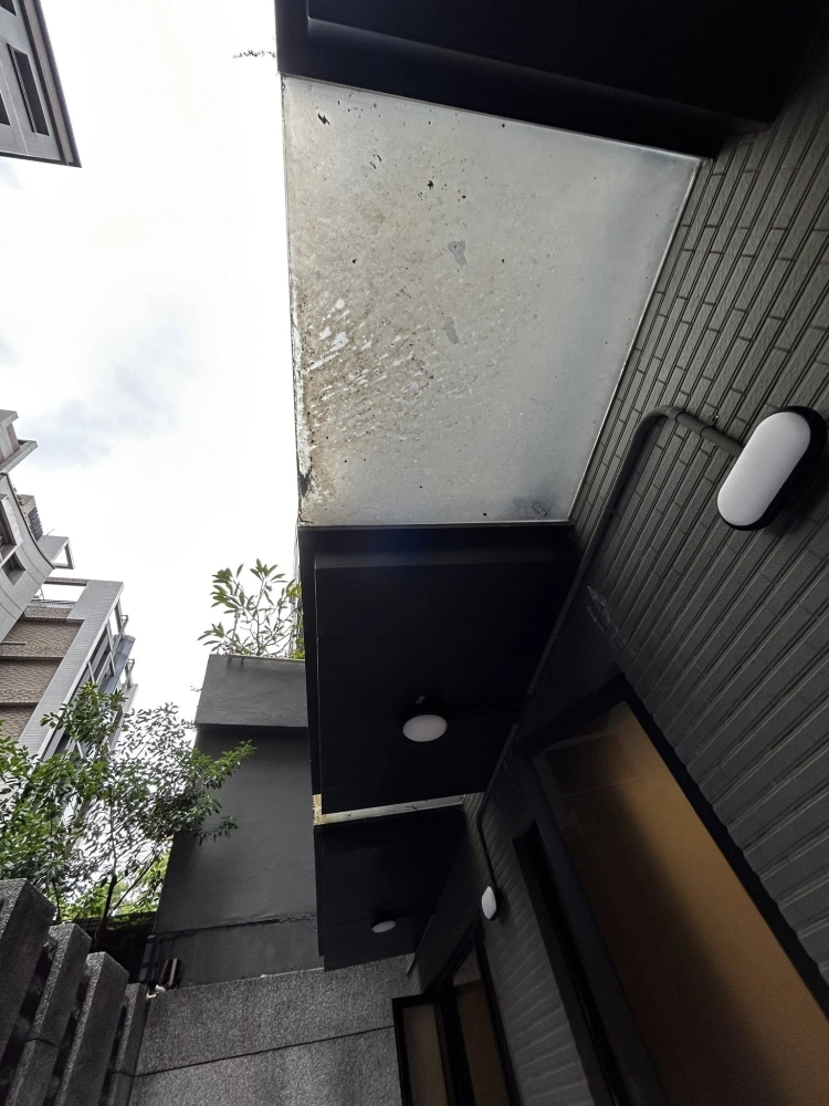 北投採光罩清洗