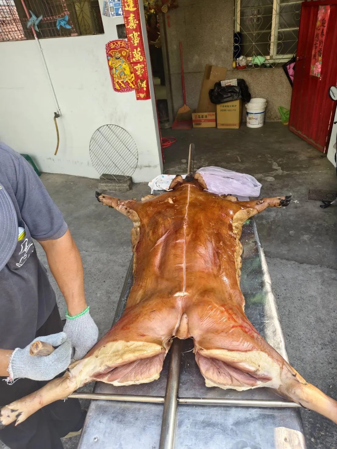 我就要吃烤黑豬