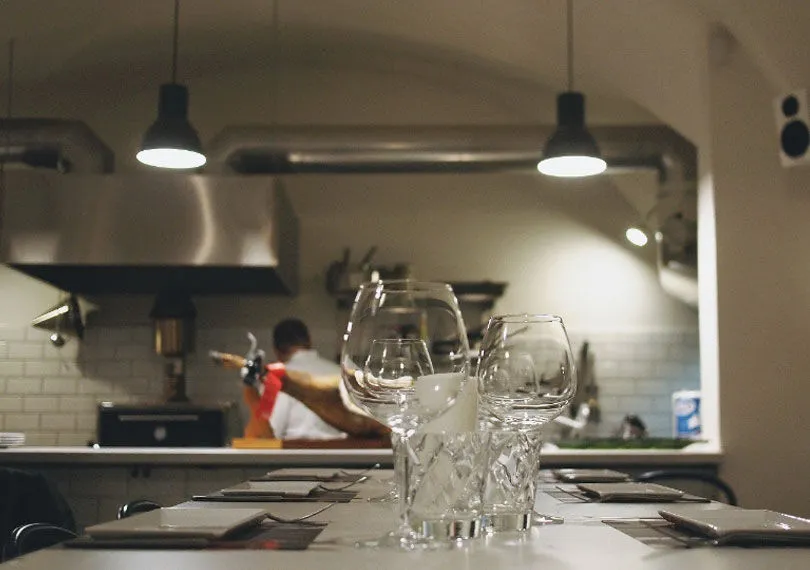 和平餐飲設備製造商，商用餐飲設備須注意清潔，延長設備壽命