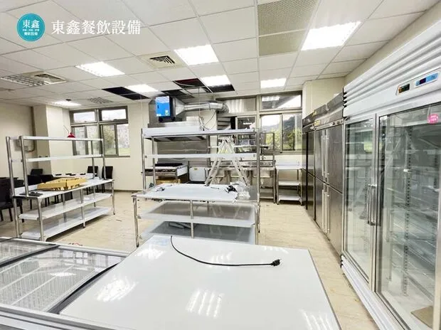 台中小火鍋店廚房餐飲設備規劃 網球場球愛小火鍋