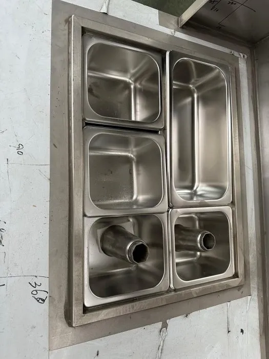 | 尚未開放下單 | 全新 吧檯型全冷藏工作台冰箱左沙拉盒右雙抽屜