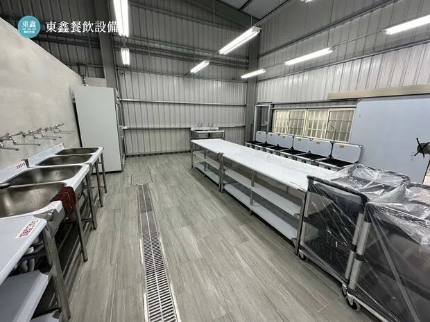 羊肉爐大型自助吧台訂製 廚房水槽 台中耀武羊威羊肉爐開店設備案例