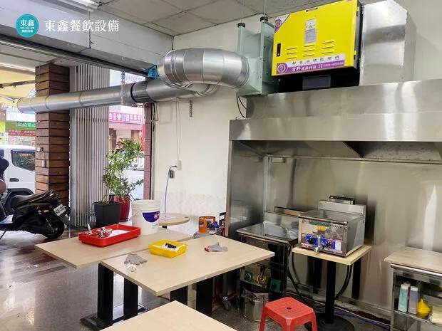 台中燒烤店落地型煙罩規劃 ㄚ將古法碳烤設備安裝案例