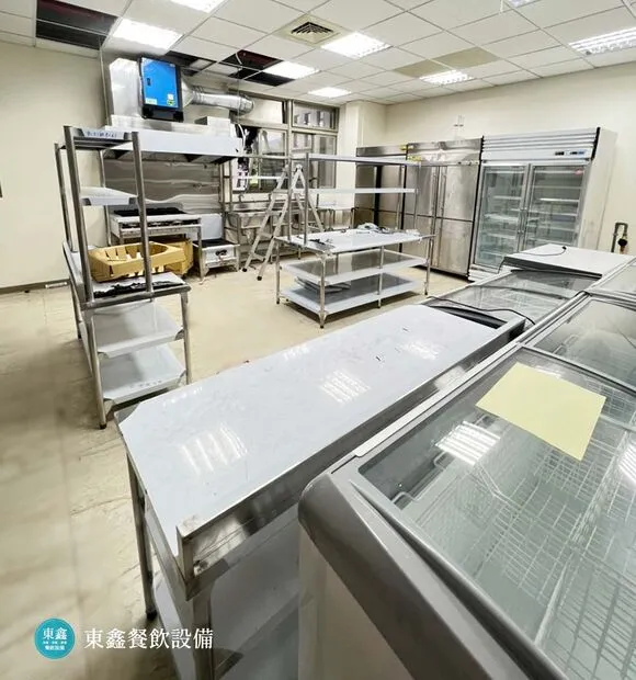 台中小火鍋店廚房餐飲設備規劃 網球場球愛小火鍋