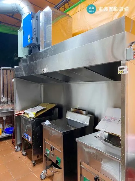 炸雞店開店設備 油炸機 油煙設備 台中草屯市場設備案例