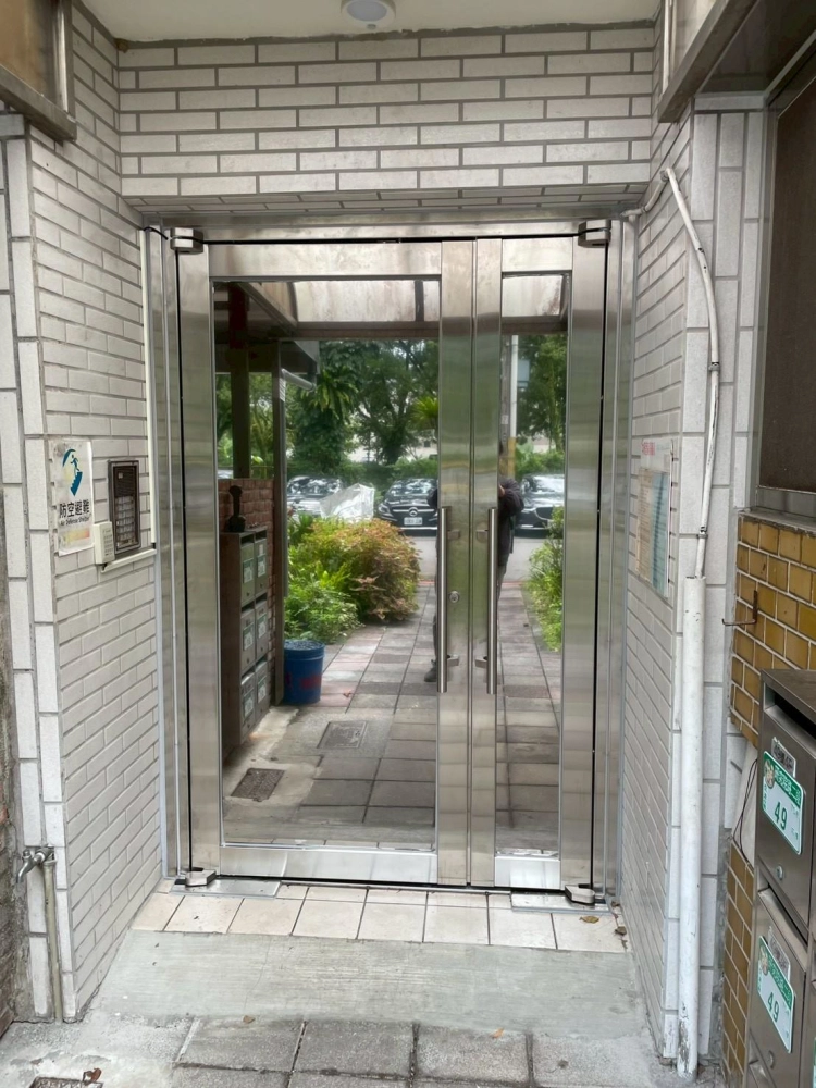 雙扇推開防火玻璃-子母門