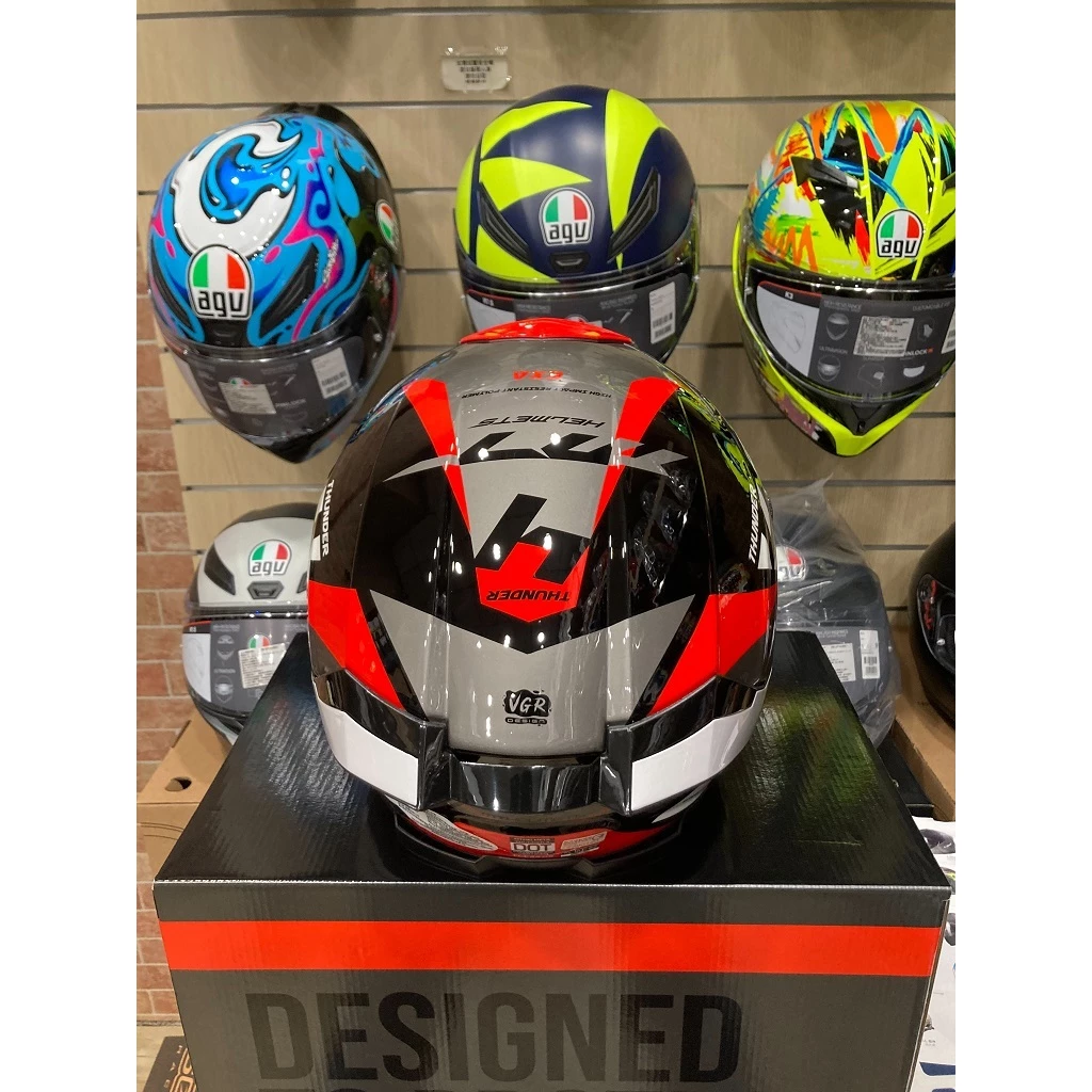 西班牙 MT THUNDER 4 SV 雷神4 黑白紅 架構 亮面 全罩 安全帽 進口帽 亞版 公司貨