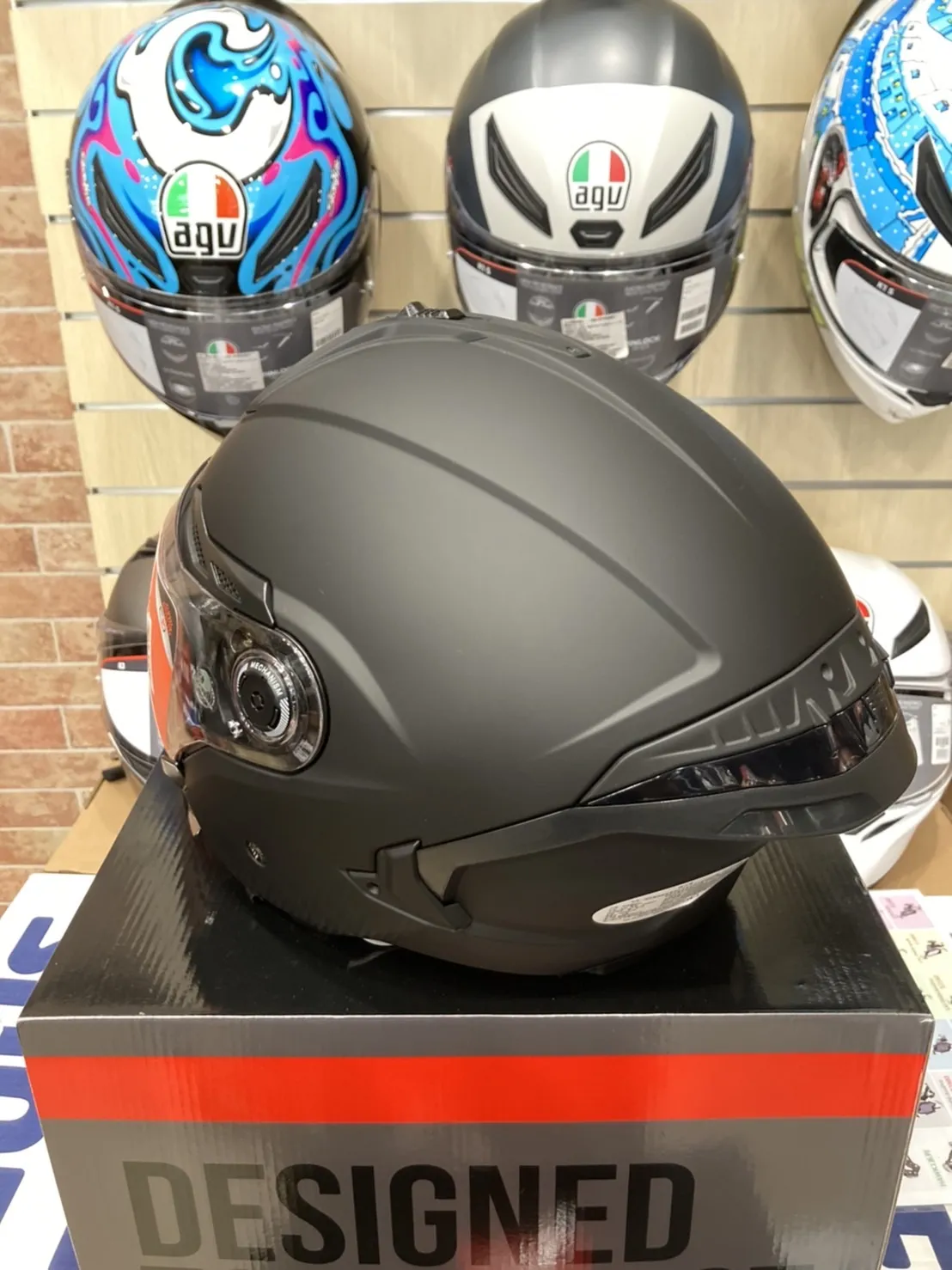 西班牙 MT COSMO SV 星際 磨砂黑 消光黑 3/4半罩安全帽 快拆式鏡片 內墨鏡 鴨尾 亞版公司貨