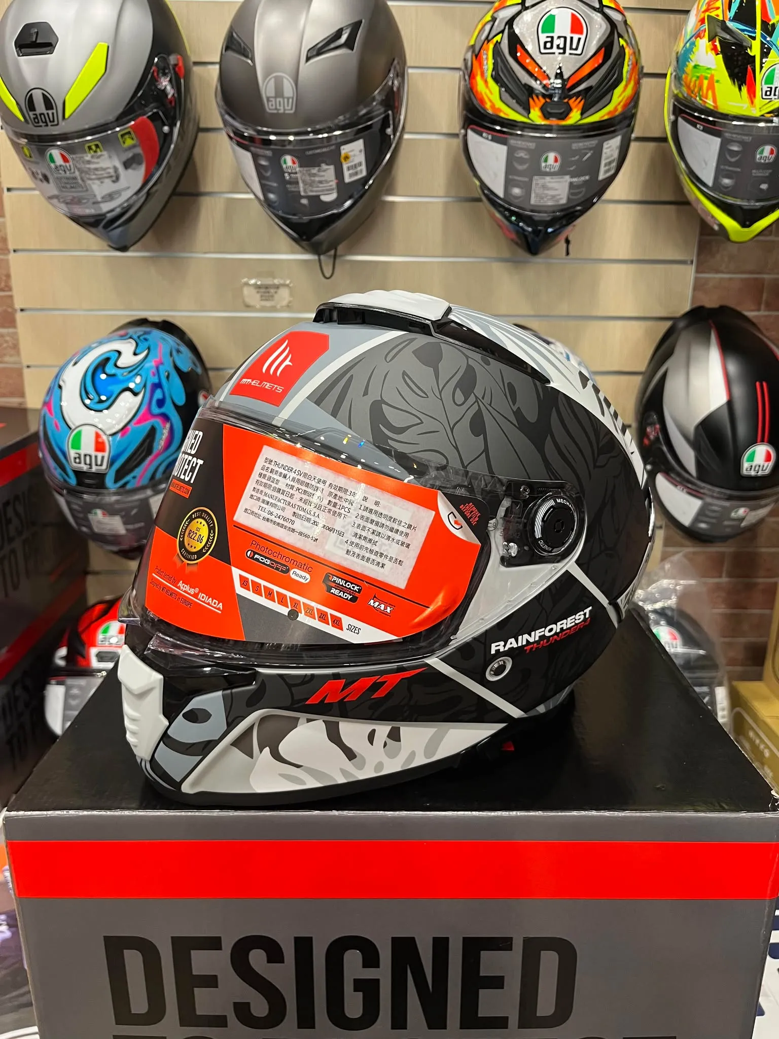 西班牙 MT THUNDER 4 SV 雷神4 啞黑灰白雨林 全罩 安全帽 進口帽 亞版 公司貨