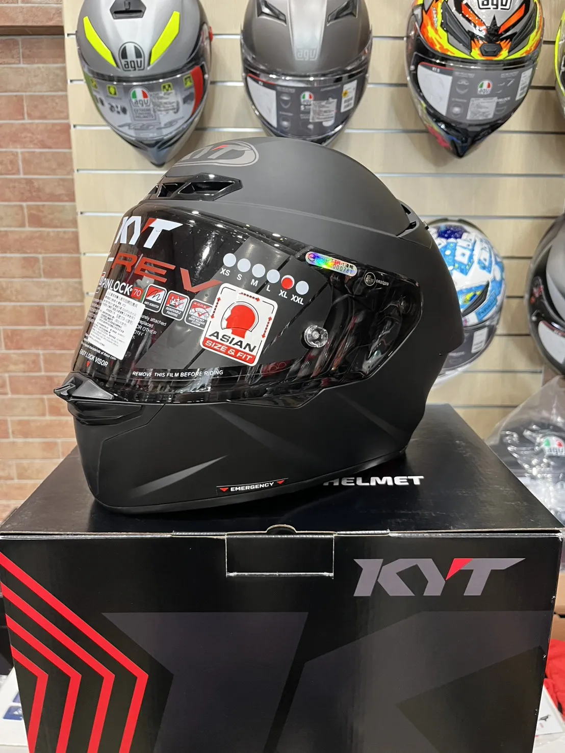 KYT TT-REVO TT-R 素色 霧面黑 消光黑 全罩式 安全帽 送燻黑押尾 公司貨 TTR