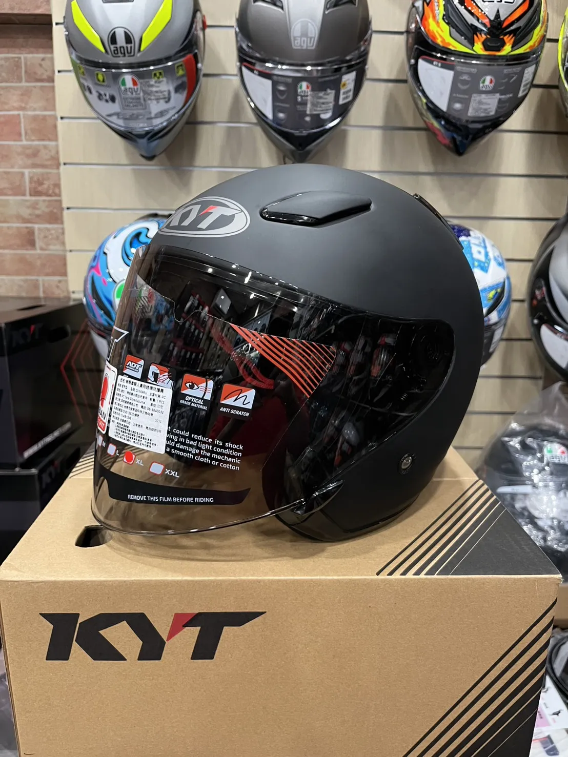 KYT DJ MARU DJM 素色 霧面黑 消光黑 半罩安全帽 透氣通風 3/4罩 通勤帽 公司貨