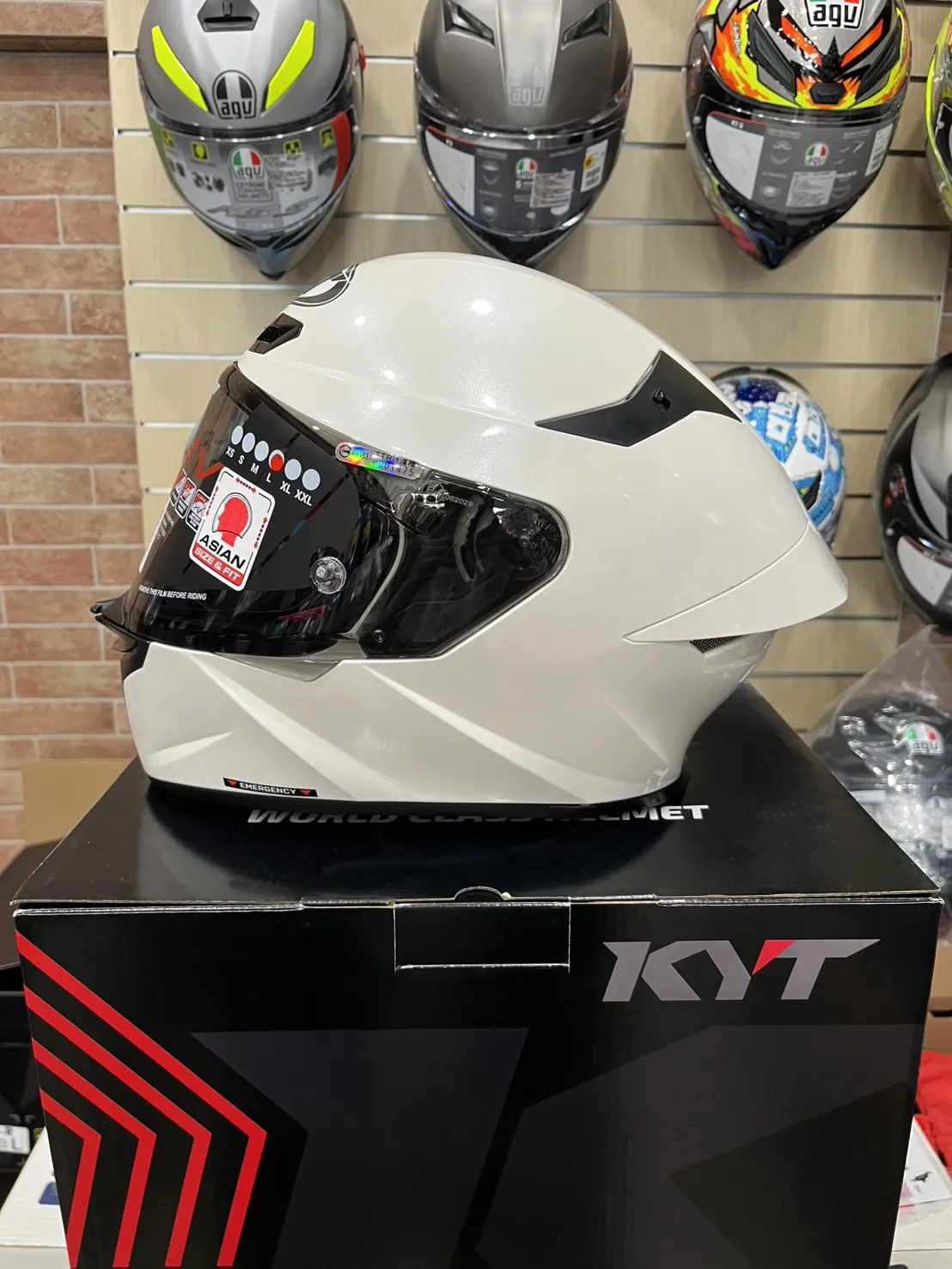 KYT TT-REVO TT-R 素色 珍珠白 素白 全罩式 安全帽 送燻黑押尾 公司貨 TTR