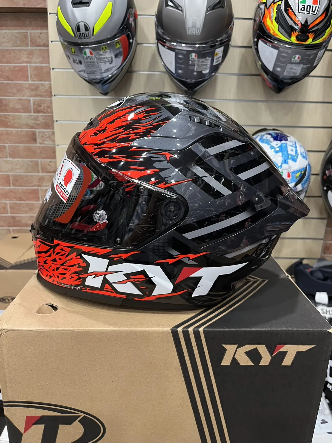 KYT STRIKER #F紅 全罩式安全帽 大壓尾