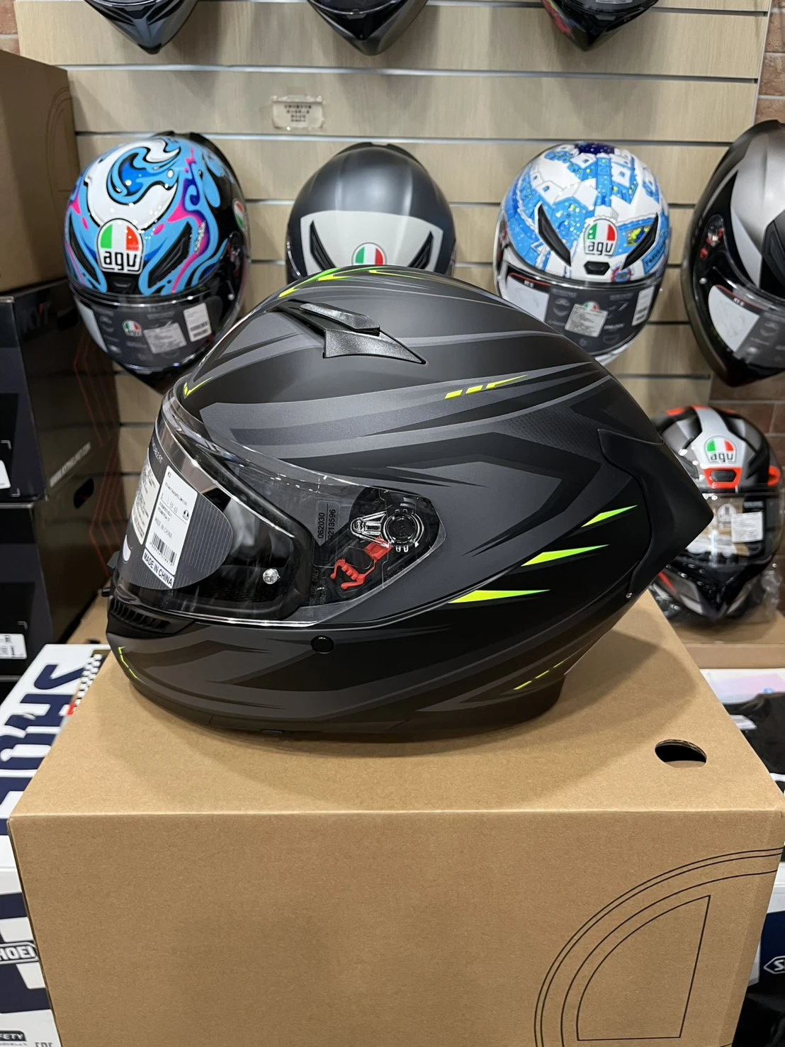 AGV K3 SYTH BLACK/YELLOW 消光黑黃 內墨片 全罩安全帽 亞洲版 公司貨 附鴨尾