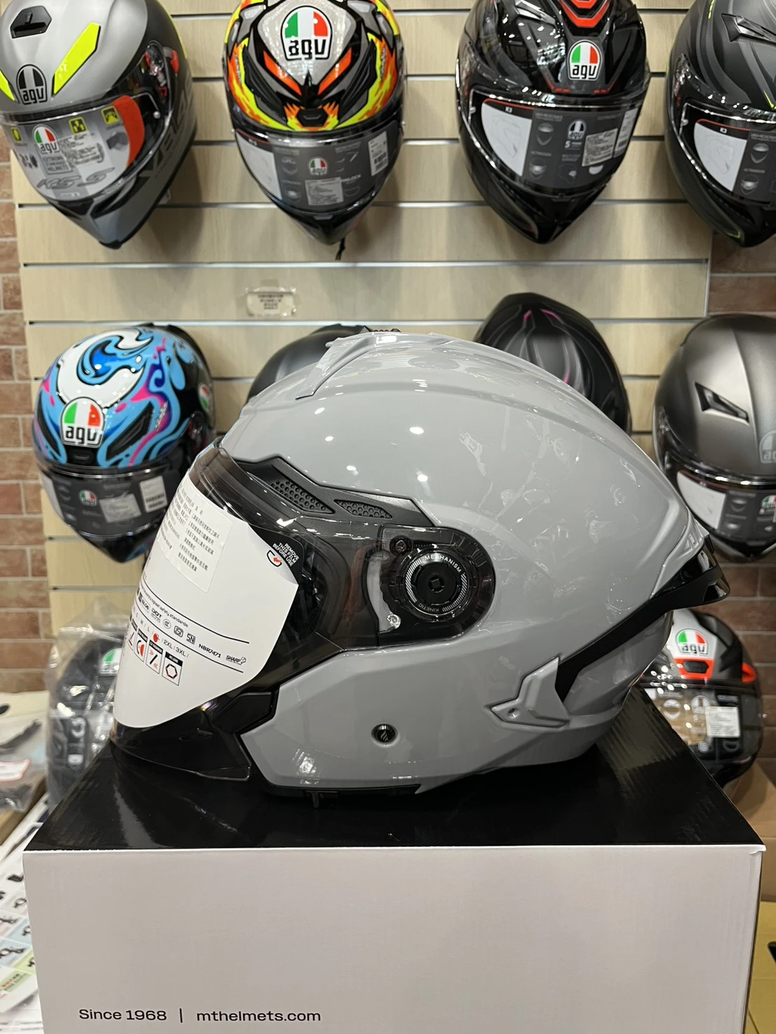 西班牙 MT COSMO SV 星際 水泥灰 3/4半罩安全帽 快拆式鏡片 內墨鏡 鴨尾 亞版公司貨