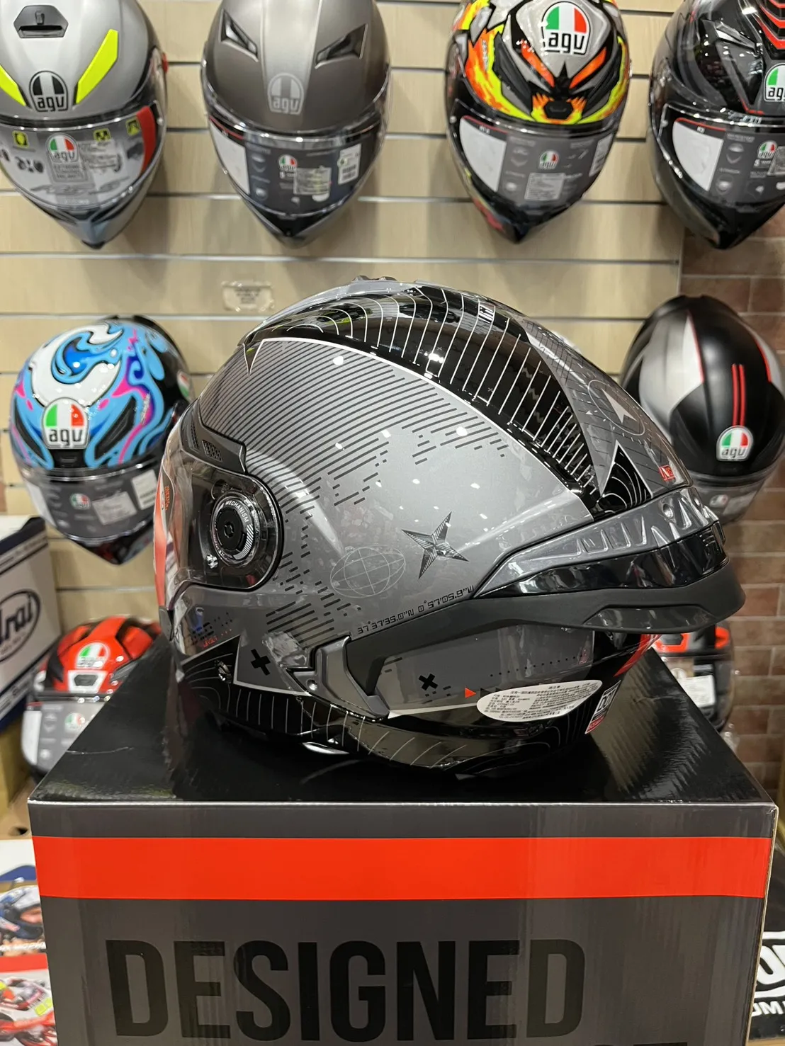 西班牙 MT COSMO SV 星際 黑灰箭頭 3/4半罩 安全帽 快拆式鏡片 內墨鏡 鴨尾 亞版公司貨